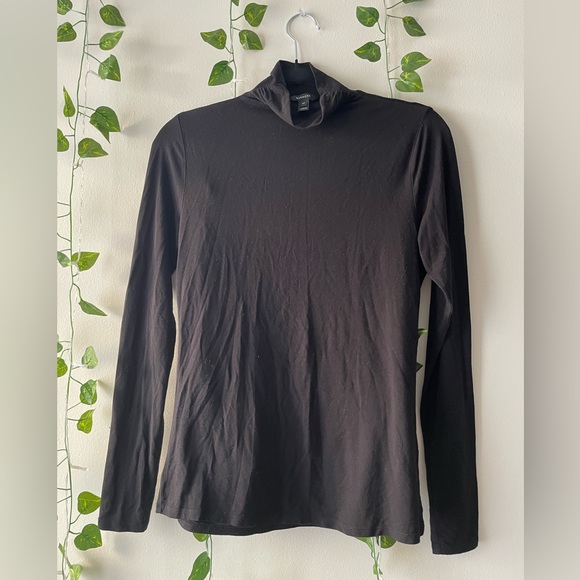 Black long-sleeve turtleneck tee | Size Sm | Stretchy - Picture 1 of 2